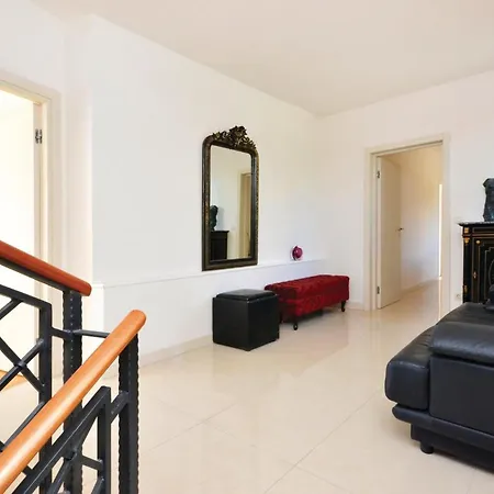 شقة Lovely In With House Sea View *
