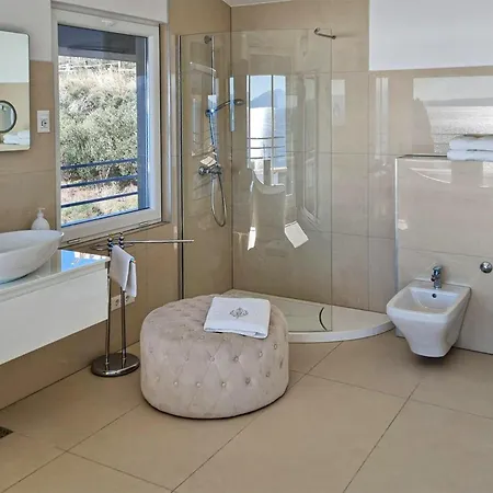 Lovely In With House Sea View سبليت