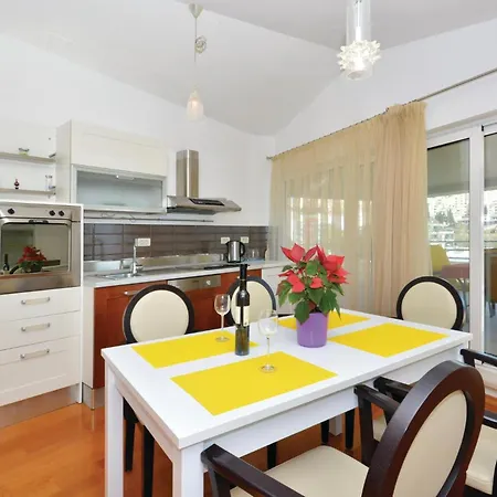 Lovely In With House Sea View * سبليت